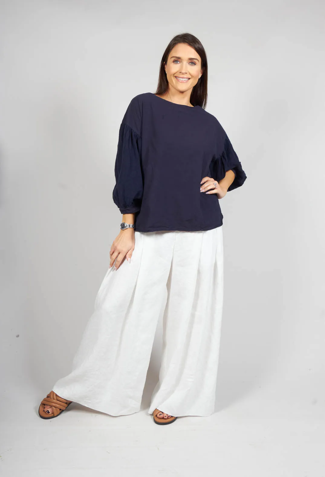 Crinkle Top with Contrasting Sleeves in Navy