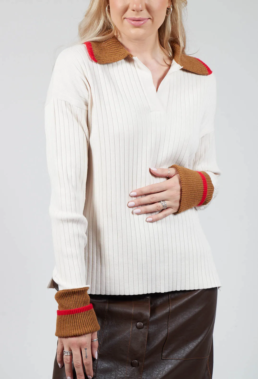 Knitted Collar V Neck Loose Fit Jumper in Biege