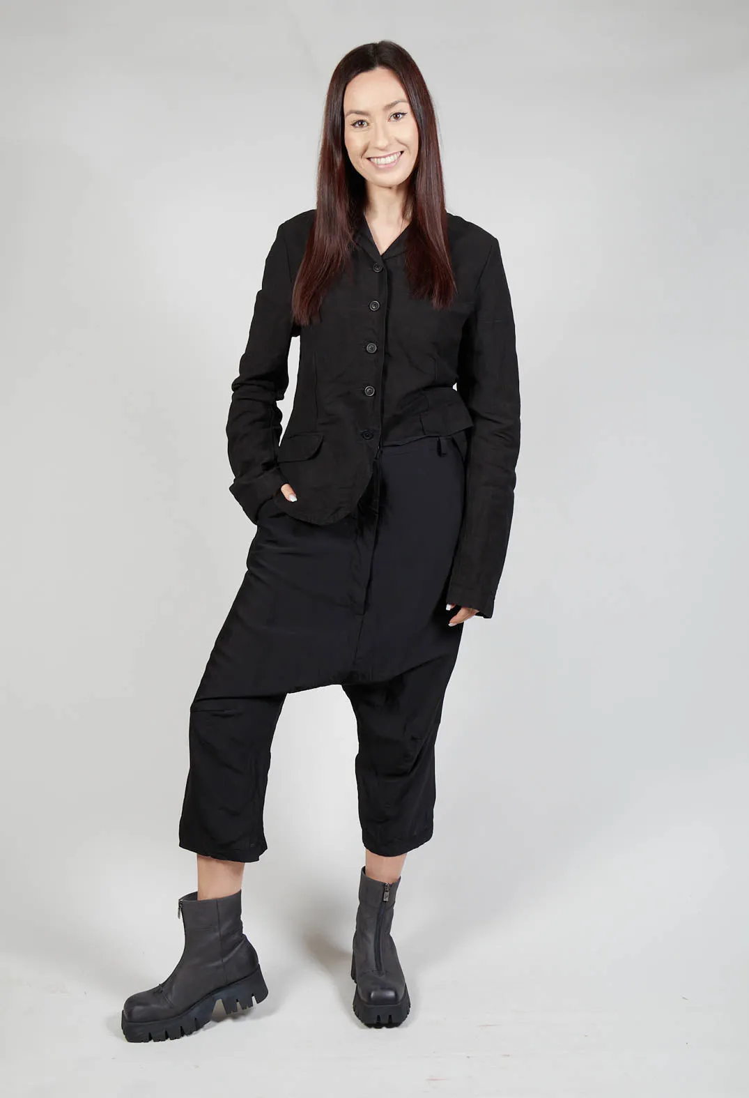 Lightwear Cropped Trousers in Black