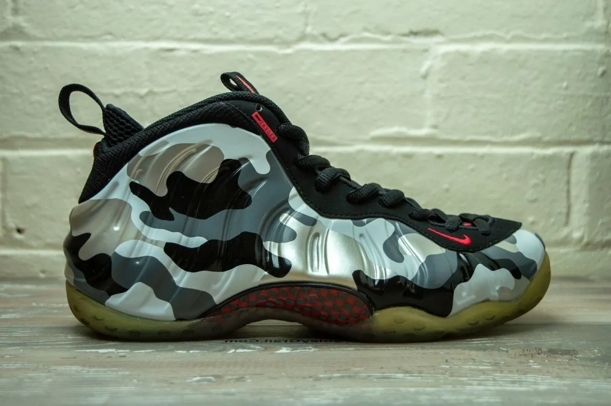 Nike Air Foamposite One Premium Fighter Jet 575420 001