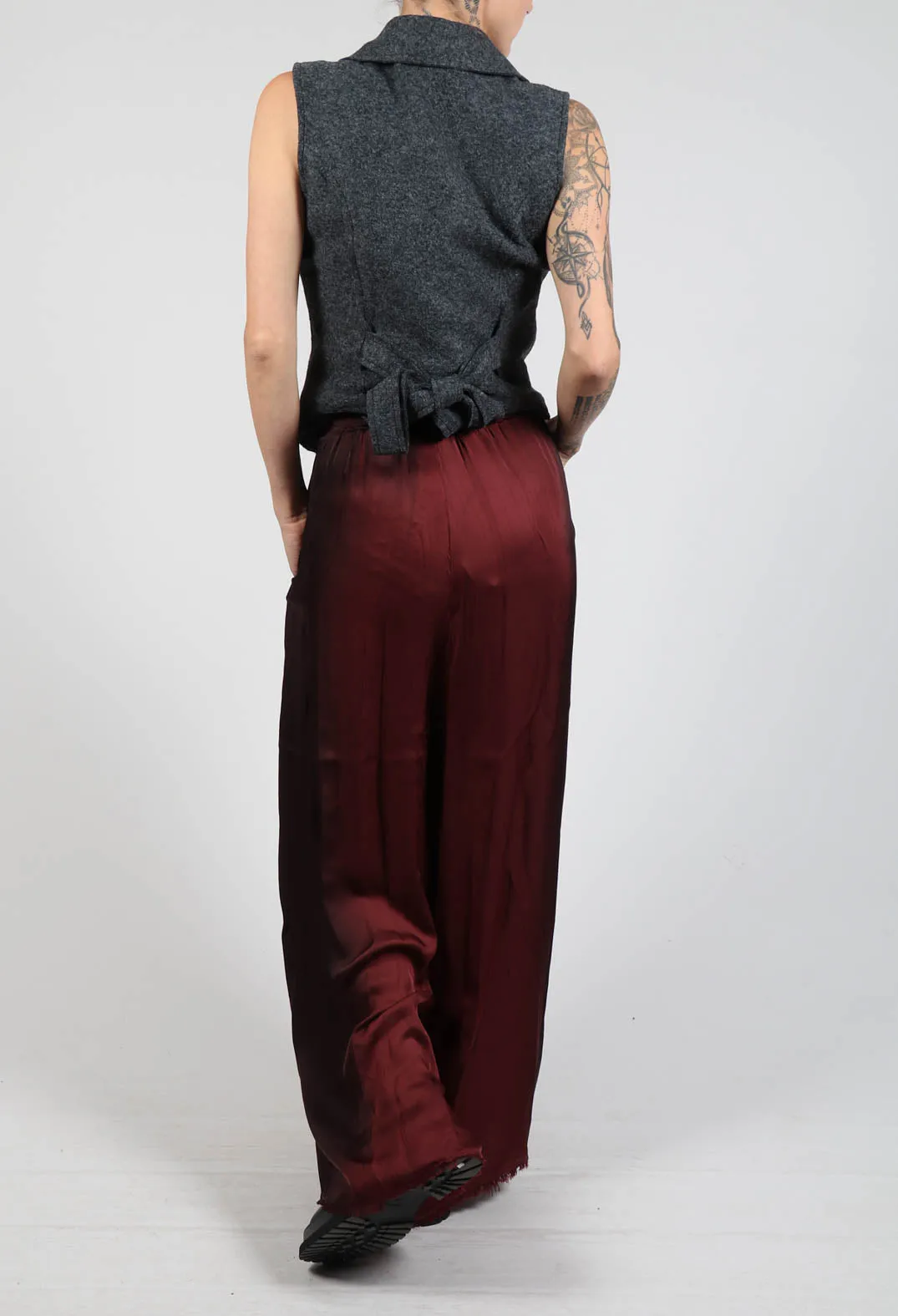 Pleat Trousers in Degrade Sangue