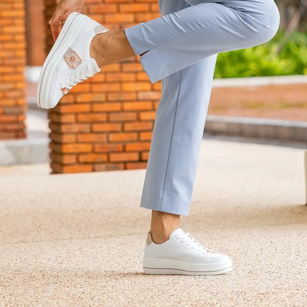 Remonte White & Rosé Wedge Sneaker