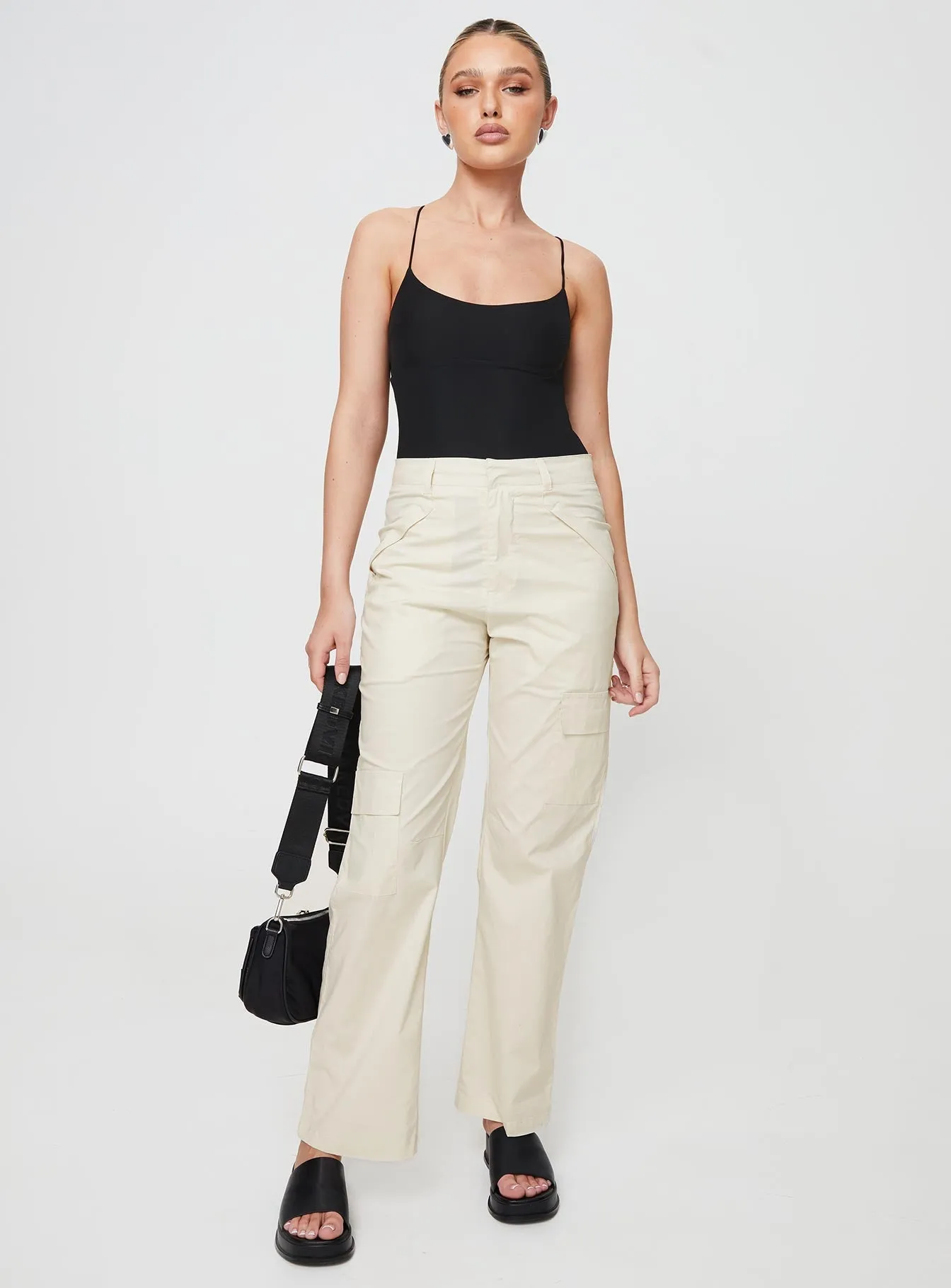 Ryliana Cargo Pants Beige