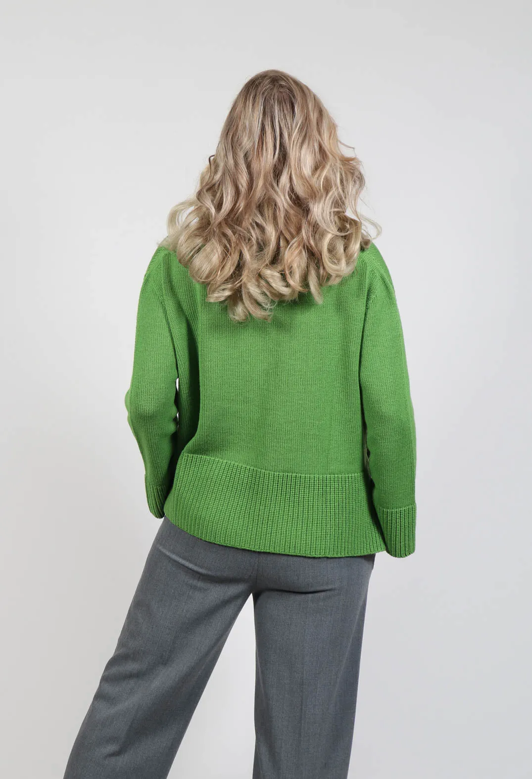 V Neck Jumper in Kiwi