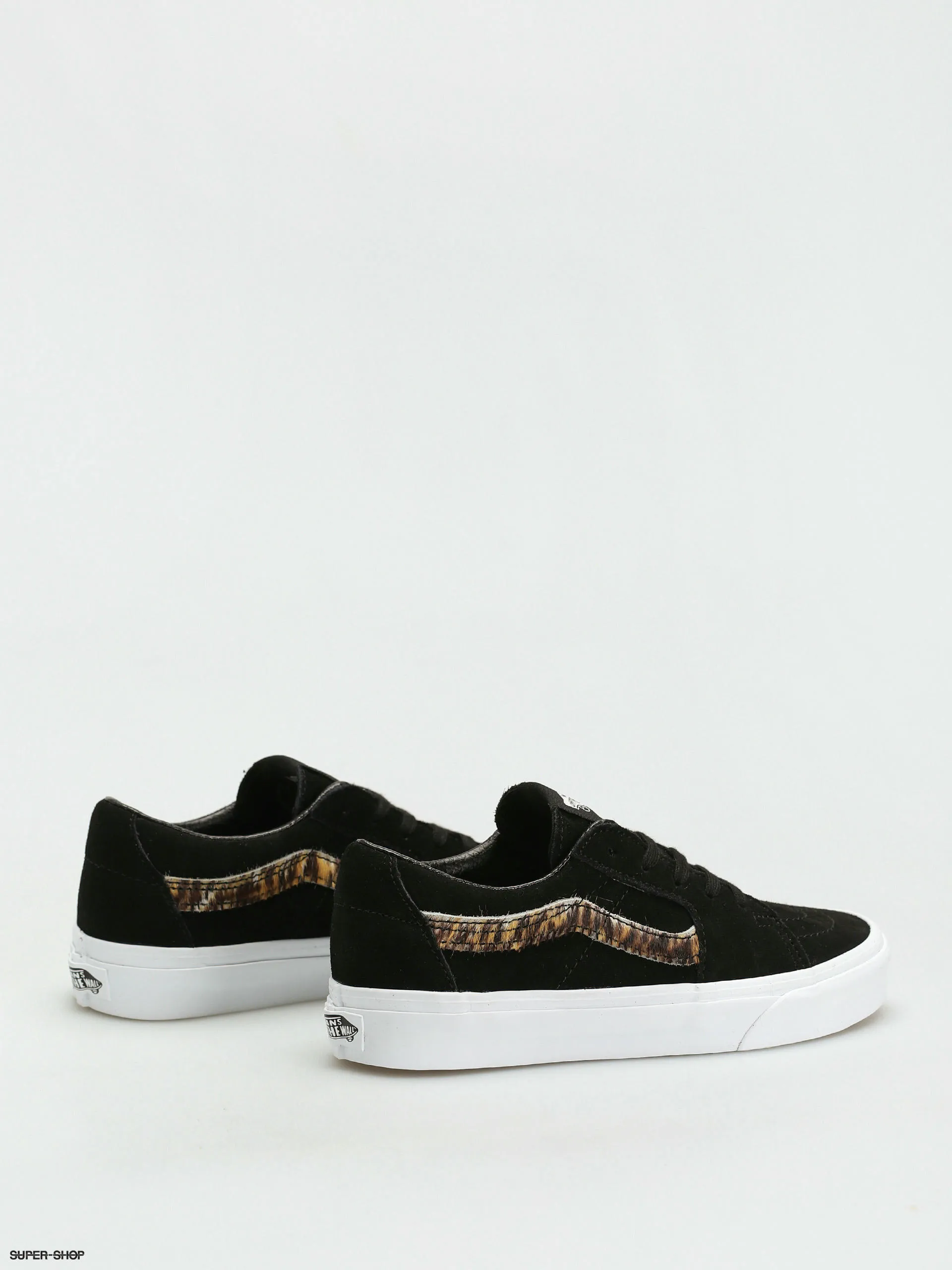 Vans Sk8 Low Shoes (soft suede/black/tiger)