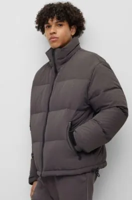 Water-repellent down jacket with detachable hood