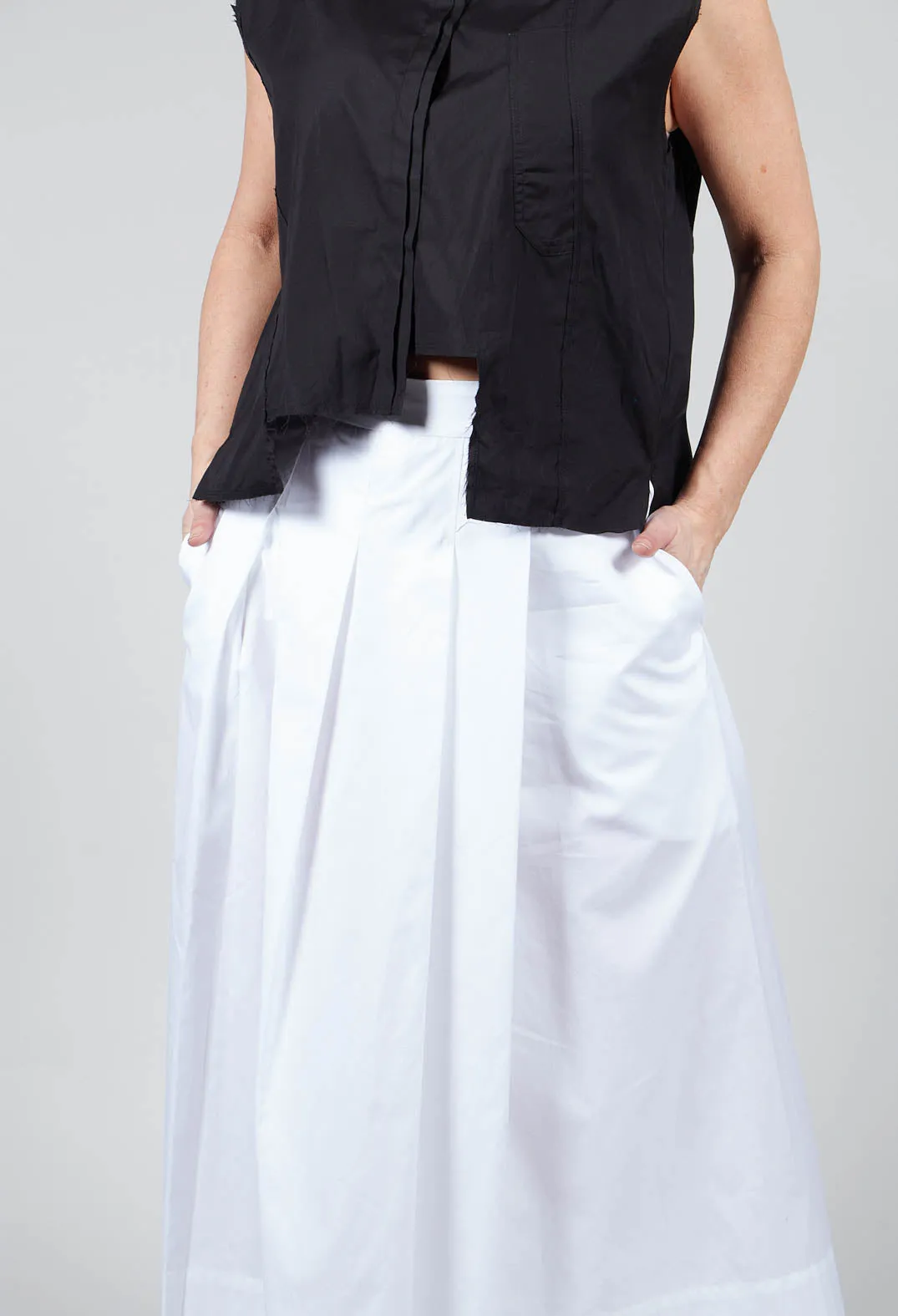 Wide Cropped Trousers in White